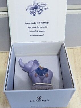 Lladro "Circus Star" Elephant Christmas Ornament #6388, Hand-Painted Porcelain